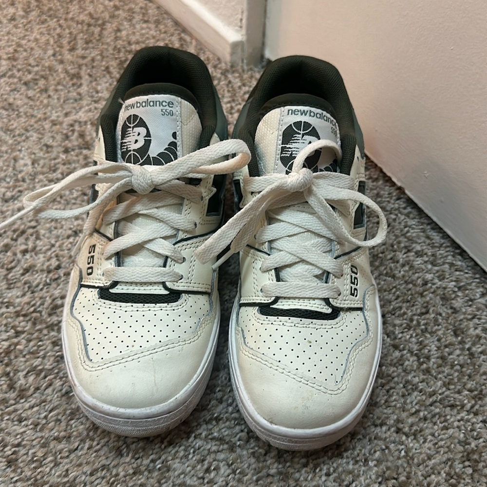 Worn only 3 times! New Balance 550 Sneakers